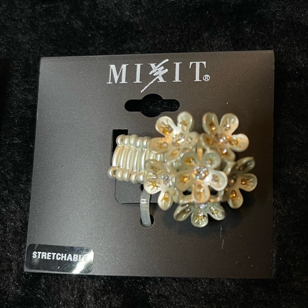 Mixit Women's Jewelry Rings - Stretchable - Picture 8 of 11